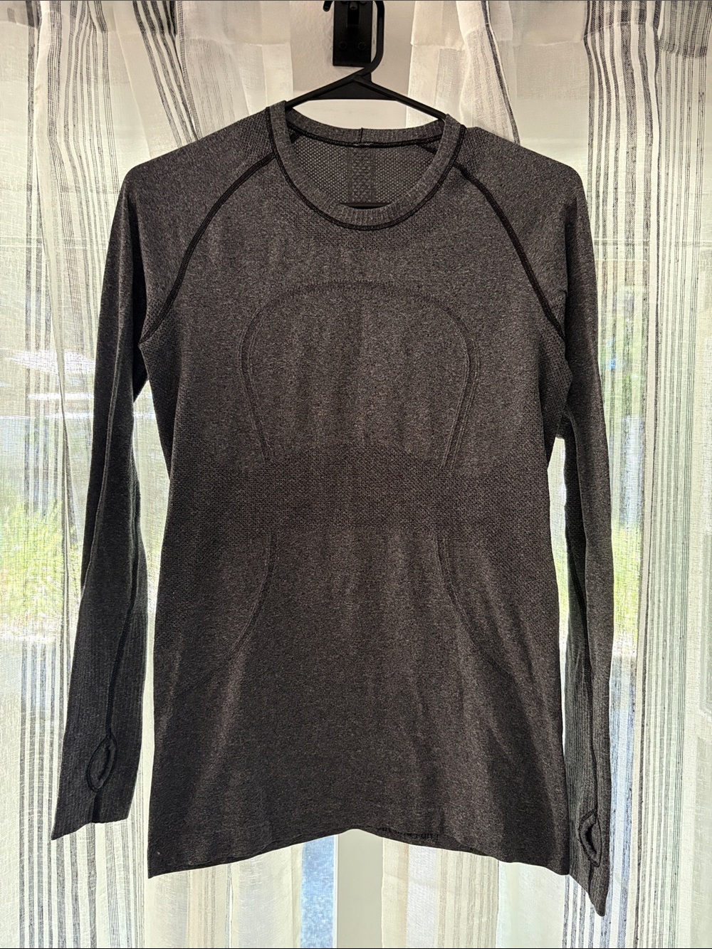 Lululemon Swiftly Tech Long sleeve in Heathered gray